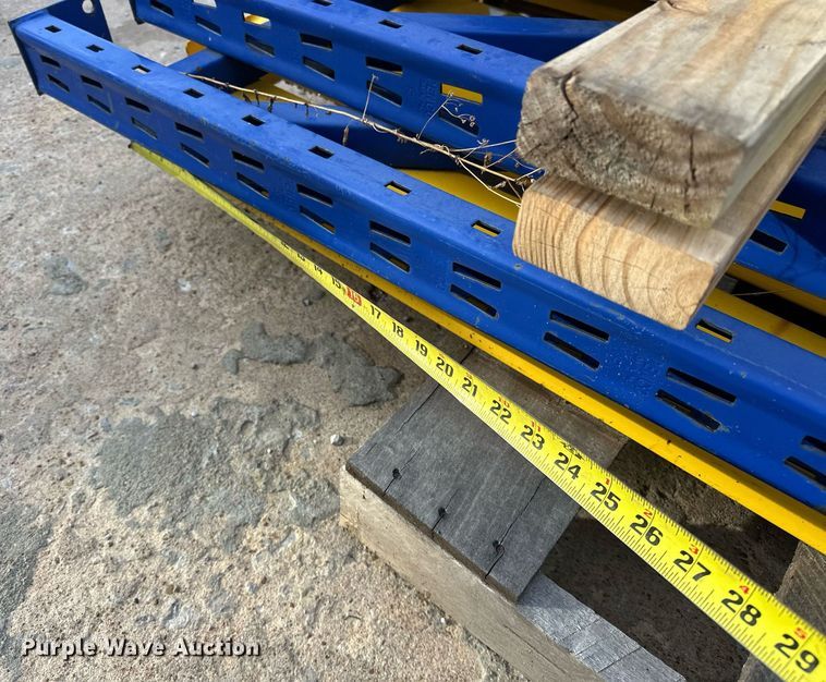 image for item EJ4972 Pallet racking