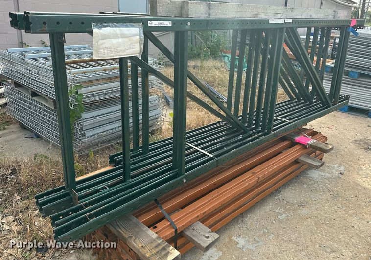 image for item EJ4972 Pallet racking