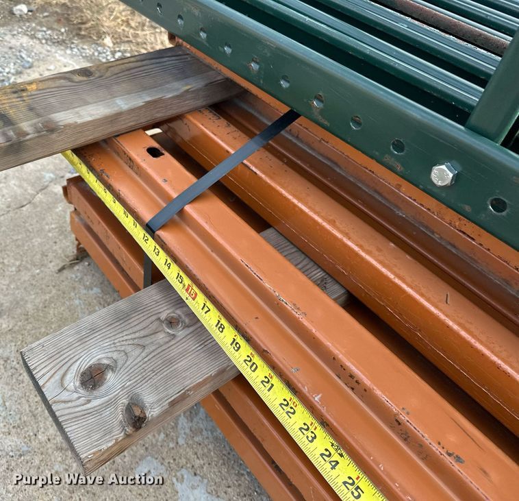 image for item EJ4972 Pallet racking