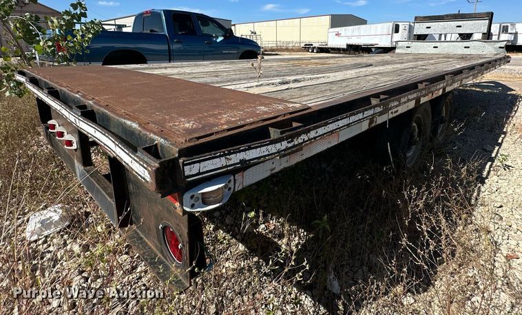 image for item EJ4976 1984 Kalyn CT-16 flatbed trailer