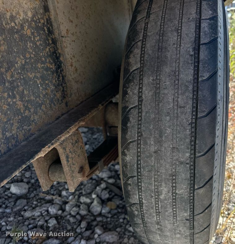 image for item EJ4976 1984 Kalyn CT-16 flatbed trailer