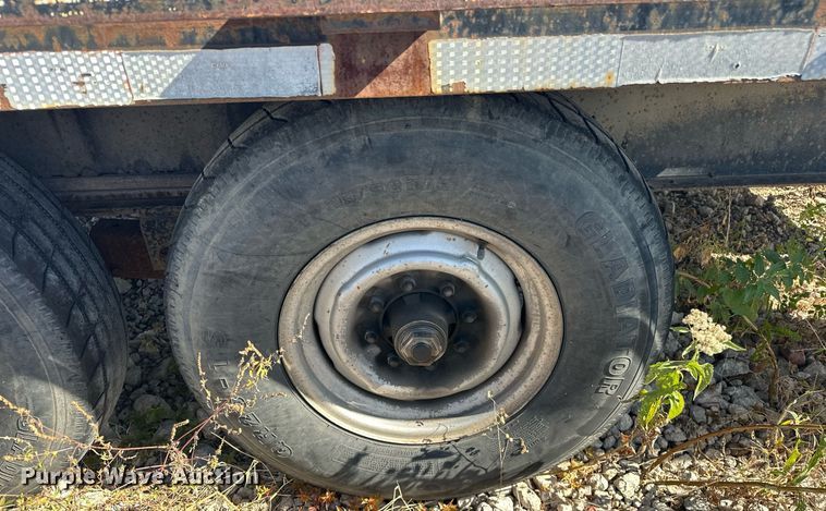 image for item EJ4976 1984 Kalyn CT-16 flatbed trailer