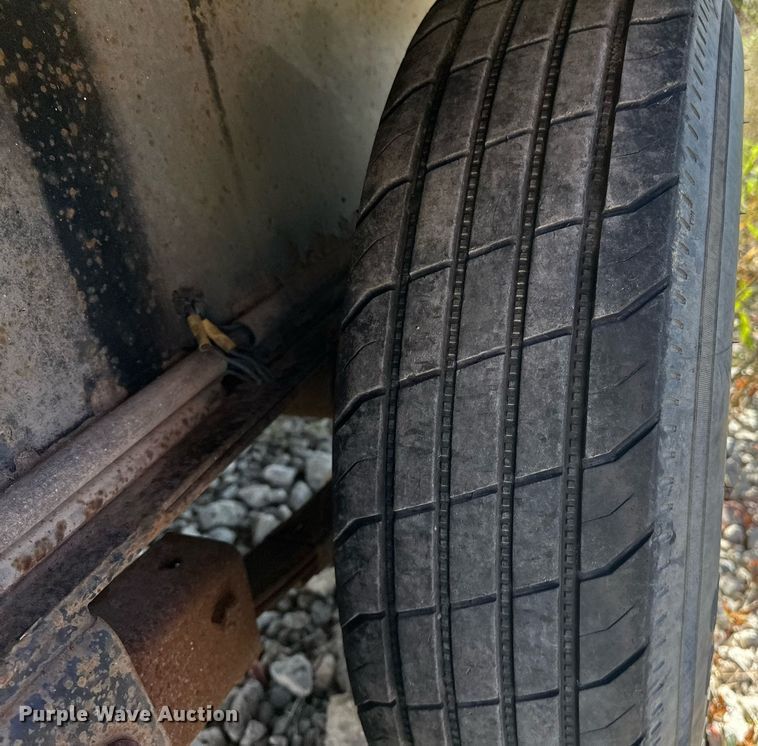 image for item EJ4976 1984 Kalyn CT-16 flatbed trailer