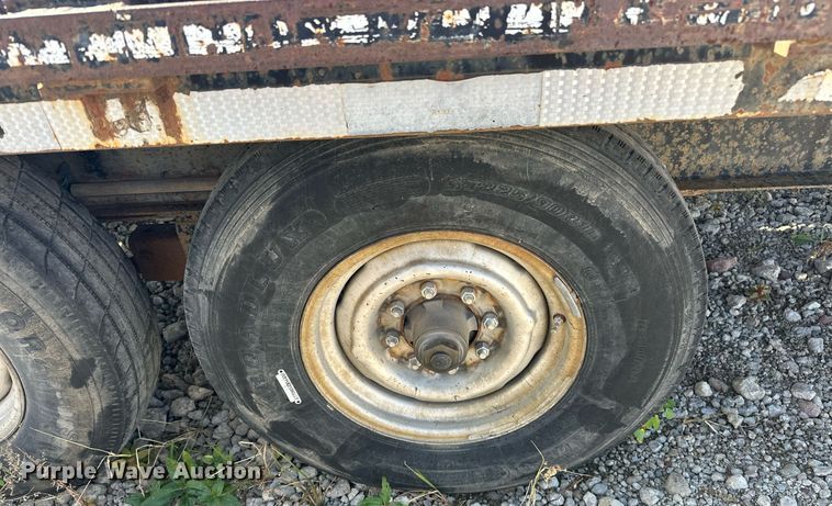 image for item EJ4976 1984 Kalyn CT-16 flatbed trailer