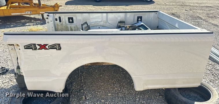 image for item EJ5006 Ford  pickup truck bed  