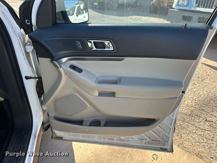 image for item EJ5013 2014 Ford  Explorer  SUV