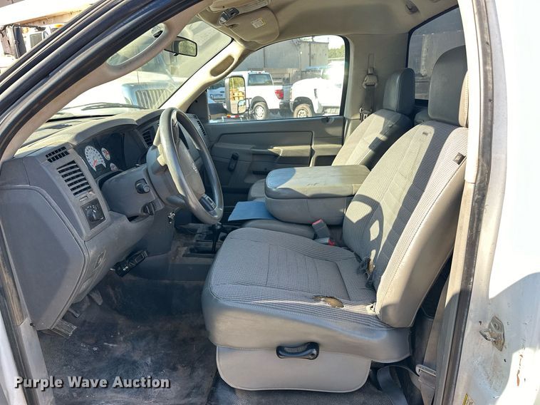 image for item EJ5014 2008 Dodge Ram 5500 truck cab and chassis