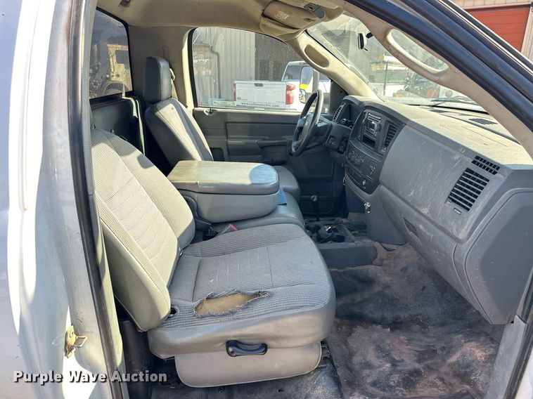 image for item EJ5014 2008 Dodge Ram 5500 truck cab and chassis