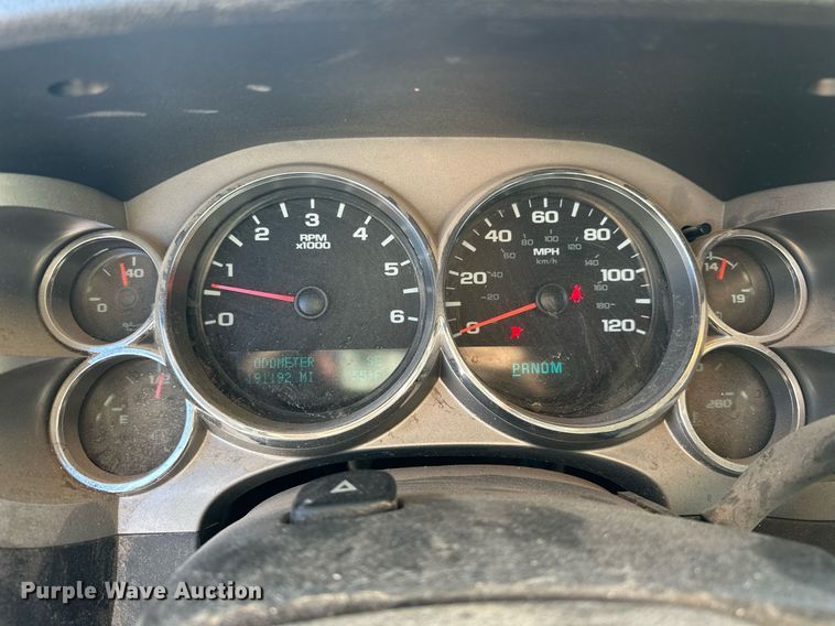 image for item EJ5015 2011 Chevrolet  Silverado 1500 Crew Cab pickup truck