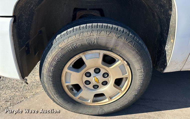 image for item EJ5015 2011 Chevrolet  Silverado 1500 Crew Cab pickup truck