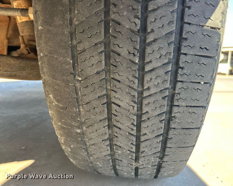 image for item EJ5015 2011 Chevrolet  Silverado 1500 Crew Cab pickup truck