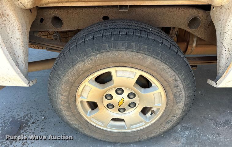 image for item EJ5015 2011 Chevrolet  Silverado 1500 Crew Cab pickup truck