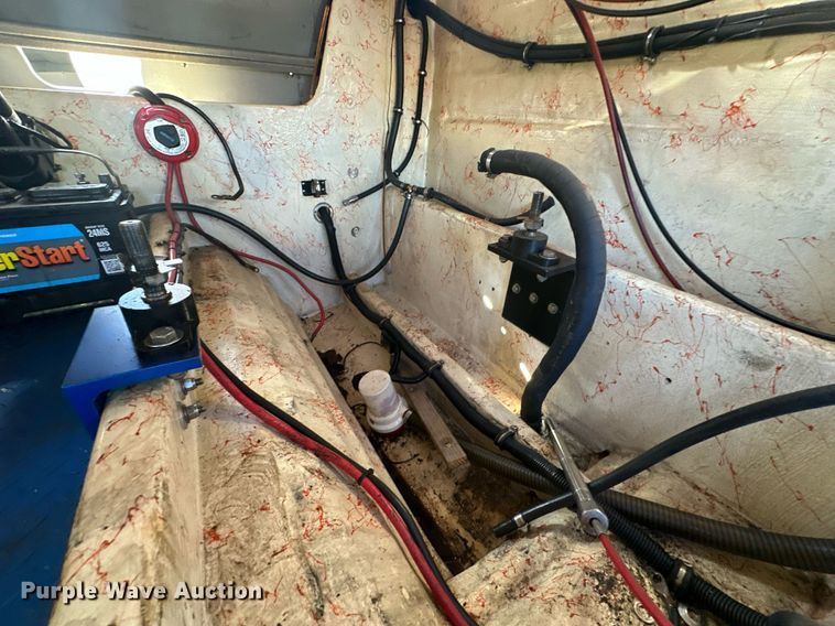 image for item EJ5027 2003 Eliminator Daytona boat