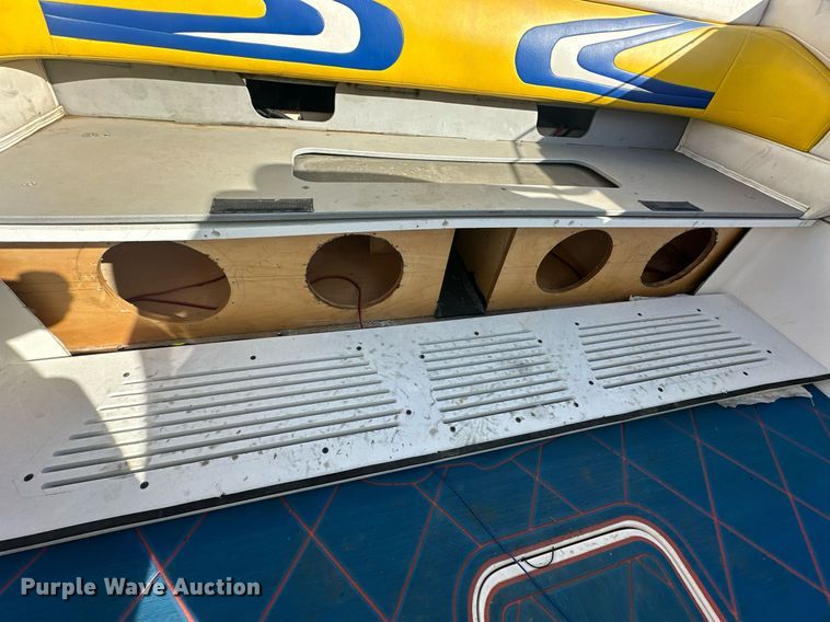 image for item EJ5027 2003 Eliminator Daytona boat