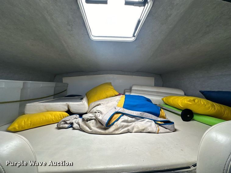 image for item EJ5027 2003 Eliminator Daytona boat