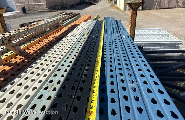 image for item EJ5064 Pallet racking