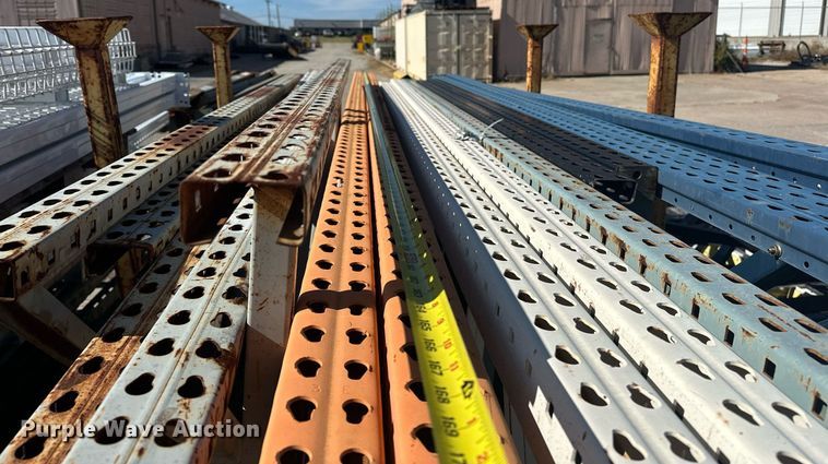 image for item EJ5064 Pallet racking