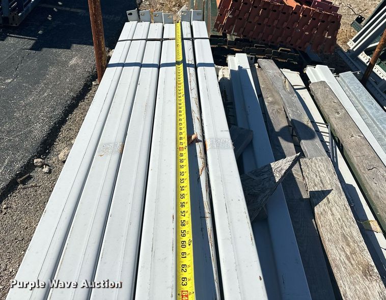 image for item EJ5070 Pallet racking