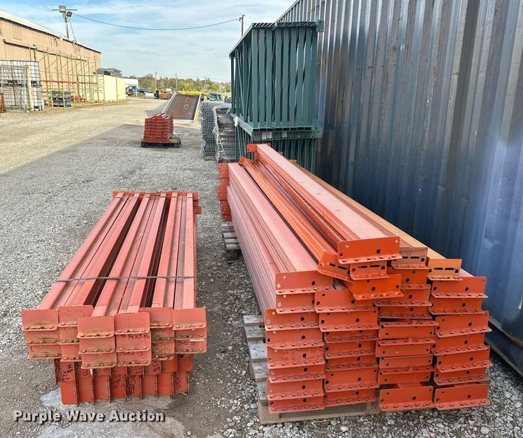 image for item EJ5076 Pallet racking