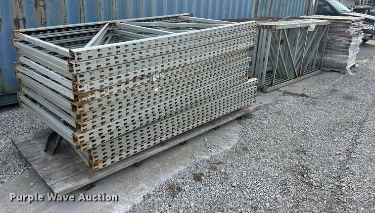 image for item EJ5077 Teardrop pallet racking