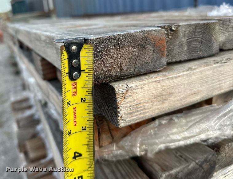 image for item EJ5077 Teardrop pallet racking