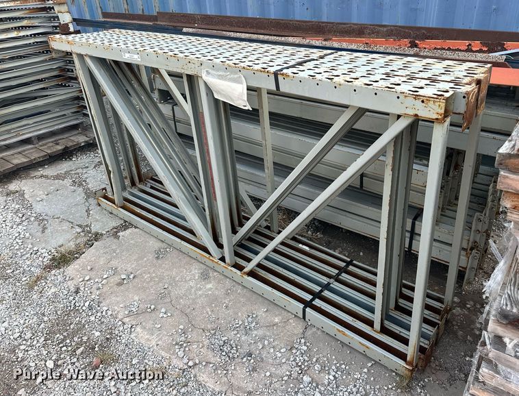 image for item EJ5077 Teardrop pallet racking