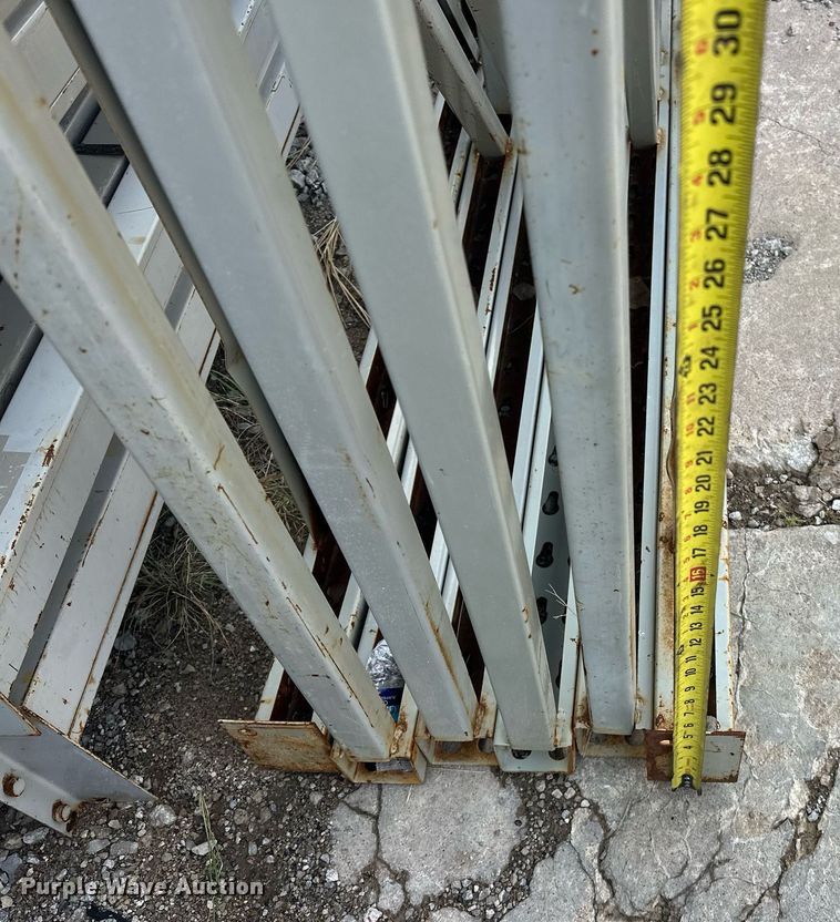 image for item EJ5077 Teardrop pallet racking