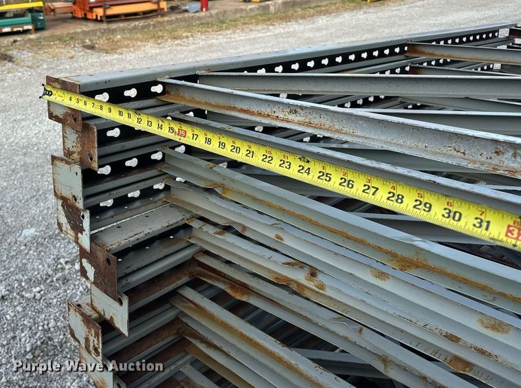 image for item EJ5077 Teardrop pallet racking