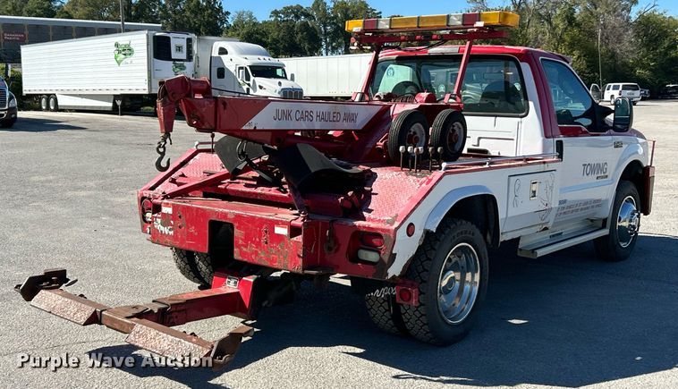 image for item EK3583 2003 Ford F450 XL Super Duty tow truck