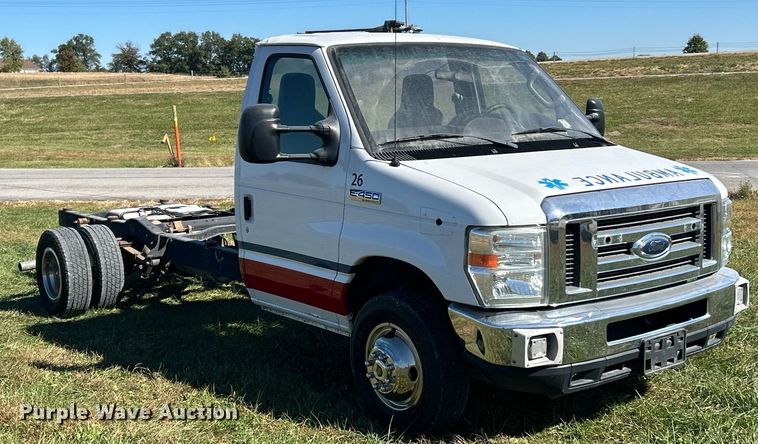 image for item EK3596 2012 Ford E450 Super Duty van cab and chassis