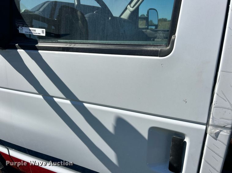 image for item EK3596 2012 Ford E450 Super Duty van cab and chassis