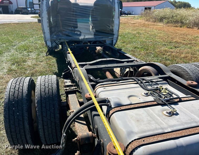 image for item EK3596 2012 Ford E450 Super Duty van cab and chassis