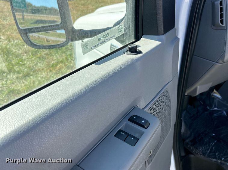 image for item EK3596 2012 Ford E450 Super Duty van cab and chassis