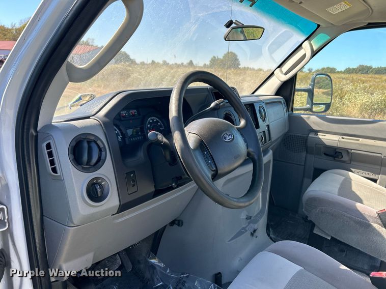 image for item EK3596 2012 Ford E450 Super Duty van cab and chassis