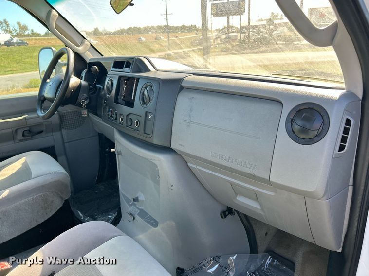 image for item EK3596 2012 Ford E450 Super Duty van cab and chassis