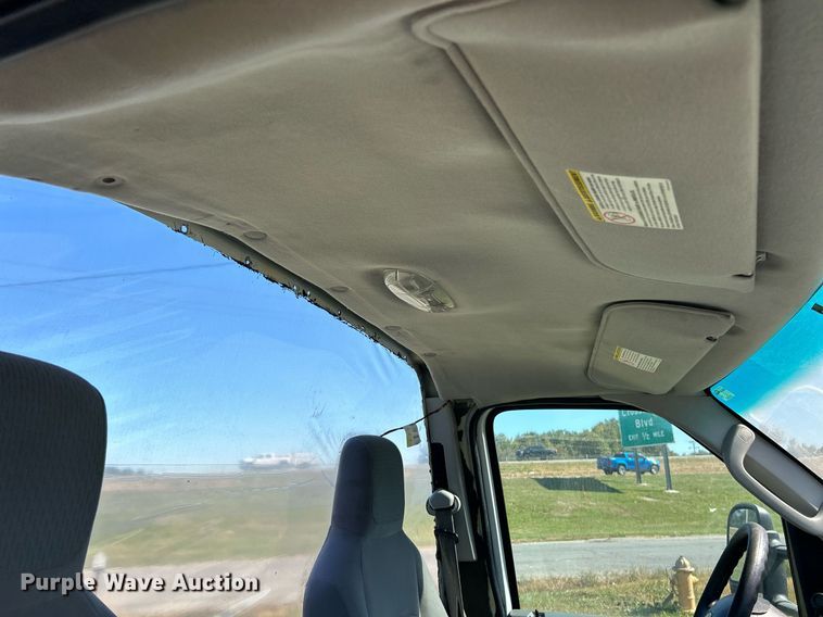image for item EK3596 2012 Ford E450 Super Duty van cab and chassis