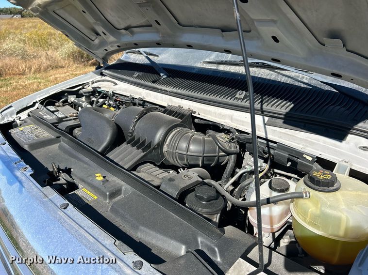 image for item EK3596 2012 Ford E450 Super Duty van cab and chassis