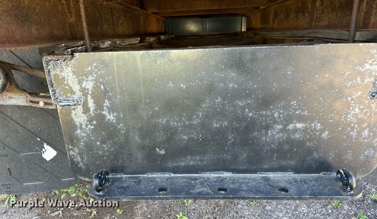 image for item EN2516 1949 Ford  F4 flatbed truck