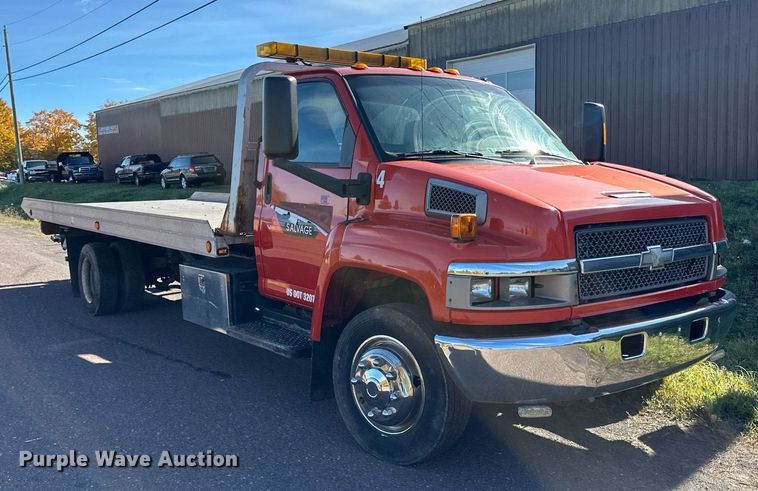 image for item EN2521 2008 Chevrolet  C5500 rollback truck