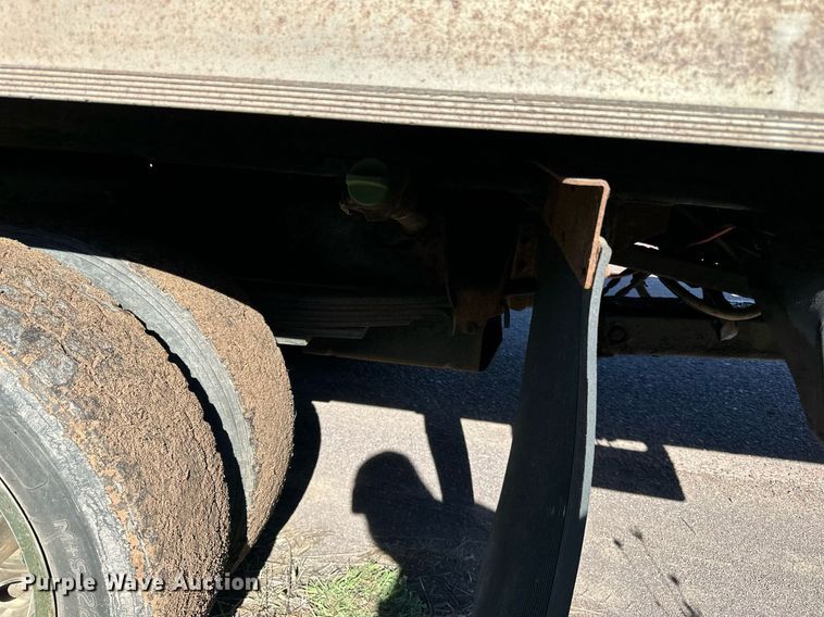 image for item EN2521 2008 Chevrolet  C5500 rollback truck