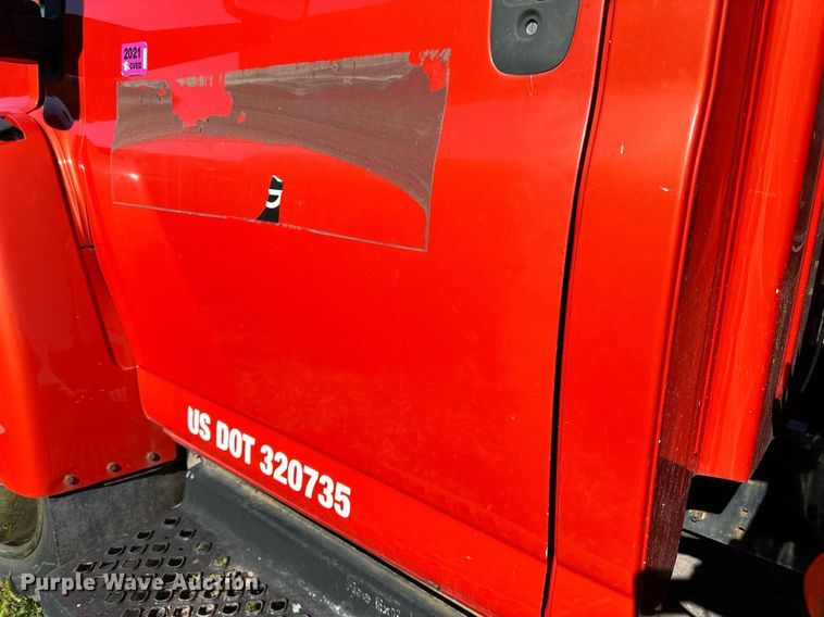 image for item EN2521 2008 Chevrolet  C5500 rollback truck