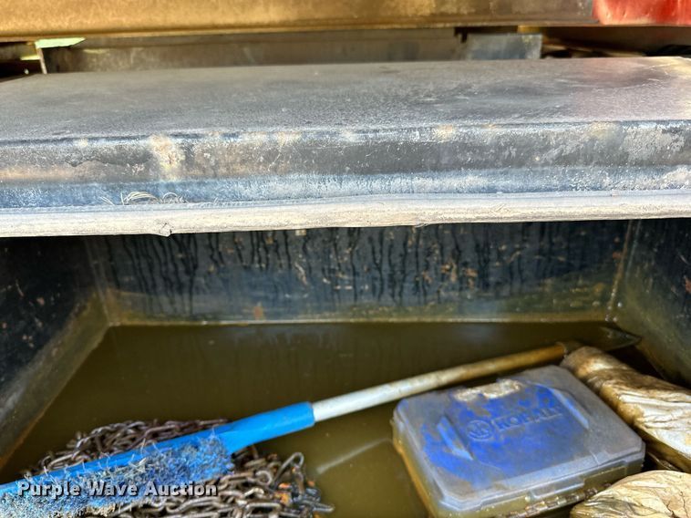 image for item EN2521 2008 Chevrolet  C5500 rollback truck