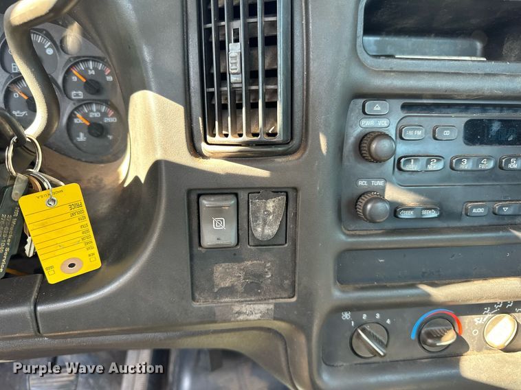 image for item EN2521 2008 Chevrolet  C5500 rollback truck