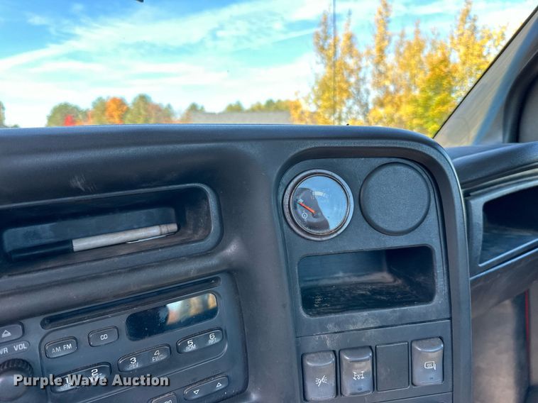 image for item EN2521 2008 Chevrolet  C5500 rollback truck