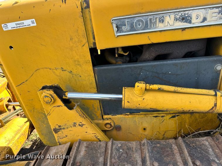 image for item EN2522 1973 John Deere 350B dozer