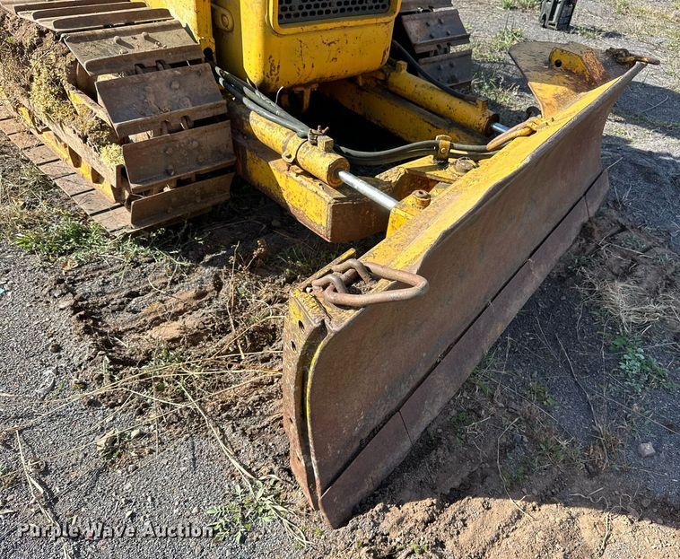 image for item EN2522 1973 John Deere 350B dozer