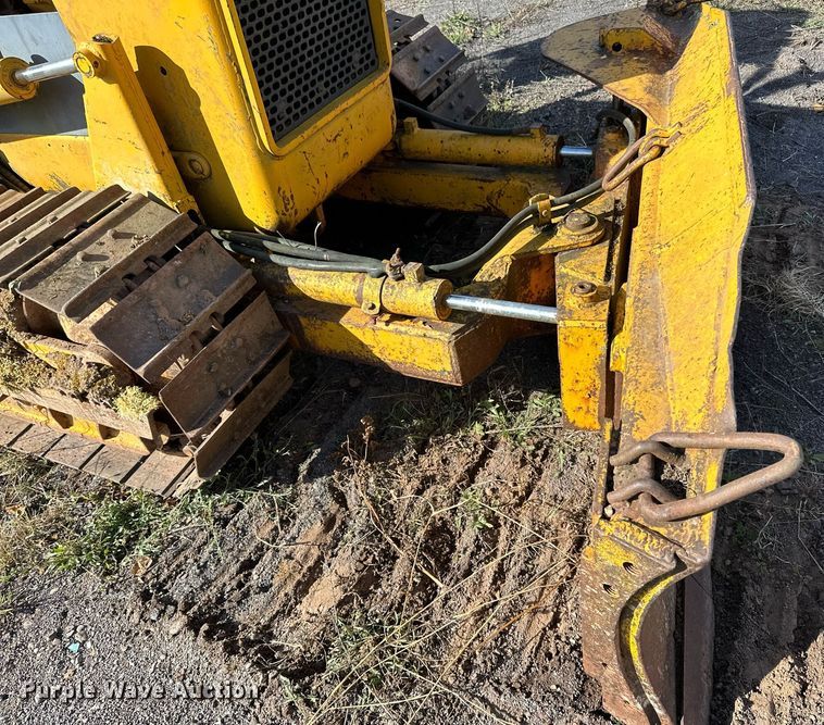 image for item EN2522 1973 John Deere 350B dozer