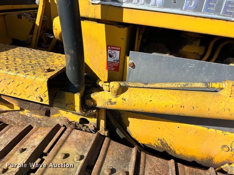 image for item EN2522 1973 John Deere 350B dozer