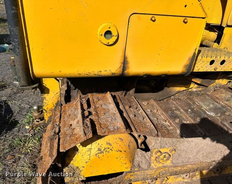 image for item EN2522 1973 John Deere 350B dozer