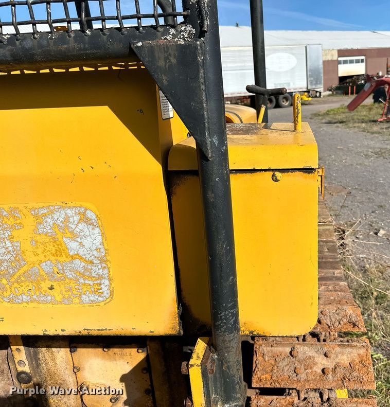 image for item EN2522 1973 John Deere 350B dozer
